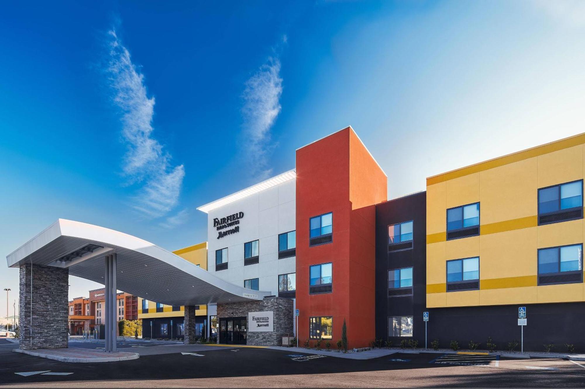 Fairfield Inn & Suites By Marriott Fresno Yosemite International Airport Ngoại thất bức ảnh